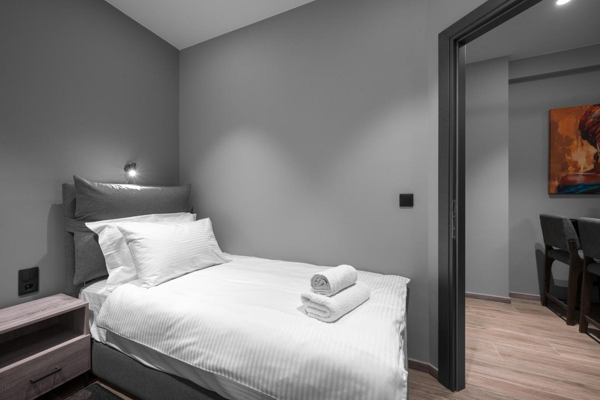 No9, Chic & Modern 2Bdr Apartment In The Centre Of Thessaloníki Luaran gambar